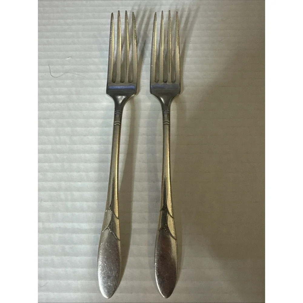 Oneida Community Lady Hamilton Dinner Fork 7.25